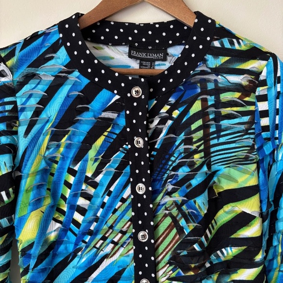 Frank Lyman Cardigan Top 6 Button Front Cut Out - Picture 2 of 7